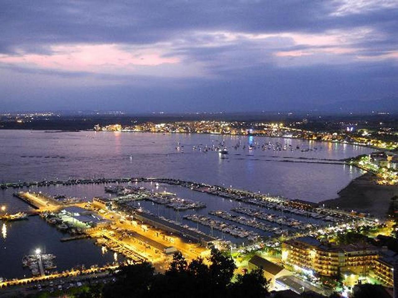 Splendido Studio, Vista Mare, A 5Mn Dalla Spiaggia - Casa Artevida Rosas Exteriör bild